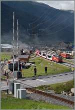 100 Jahre Brig - Gletsch: da gehört natürlich auch der  Glacier Express  dazu, auch wenn dieser in Oberwald die ehemalige Stammstrecke verlässt und durch den Tunnel fährt.