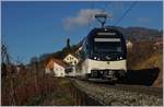 Als Regionalzug 2221 von Zweisimmen nach Montreux unterwegs: Der MOB Alpina ABe 4/4 9301, zwei Zwischenwagen und dem Aplina Be 4/4 9201 bei Planchamp.