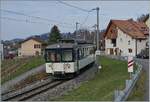 Zu meiner Überraschung und Freude war der MOB Be 4/4 1006 (ex Bipperlisi) als Regionalzug 2325 von Fontanivent nach Montreux unterwegs und konnte dank dem etwas abgedunkelten Licht bei Planchamp