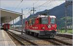 Lokwechsel beim Glacier Express PE 903 St. Moritz - Zermatt in Disentis: die RhB Ge 4/4 II 629 fährt auf eine Abstellgleis, um in einer guten halben Stunde den Glaicer Express PE 902 zu übernehmen. 

16. Sept. 2020