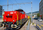 Die Aem 940 030-0 (Aem 91 85 4 940 030-0 CH-SBBI) der SBB Infrastruktur drückt am 28.