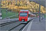 Im noch schattigen Bahnhof von Sembrancher wartet der TMR RABe 525 038  NINA  auf die Weiterfahrt nach Le chable. Ganz links im Bild ist angeschnitten ein weiterer RABe 525 zu  erkennen, welcher den Anschluss nach Orsière herstellt. 

30. Okt. 2024