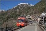 Der SNCF Z 800 002 (UIC 94 87 0000 802-2 F SNCF) ist als Regionalzug von Chamonix nach Martigny unterwegs und konnte beim Halt in Finhaut fotografiert werden.