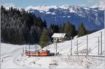 Die TPC BVB HGe 4/4 31 verlässt mit ihrem Zug die Station Col-du Soud.