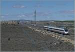 Auf der Schnellfahrstrecke Madrid - Barcelona bei km 370.55 ist der Alvia 533 von San Sebastian (ab 07:02) nach Barcelona Sants (an 13:09) unterwegs.