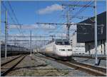 Der RENFE AVE 100 221-1 (9 6 71 9-100 221-1) erreicht zur Bereitstellung vom (ehemaligen) Bahnhof Lyon Brottaux, wo der Zug kurzzeitig abgestellt war, den Bahnhof Lyon Part Dieu.