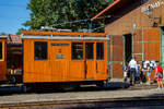 Die elektrische reine Zahnradlokomotive BGV He 2/2 2, später BVB He 2/2 2  La Grisette  der Museumsbahn Blonay–Chamby am 09 September 2023 im Museum Chaulin.