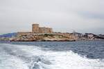   Blick auf die Île d’If mit dem Château d’If, auf unserer Fahrt am 25.03.2015 zu den Frioul-Inseln.