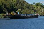 Schiffrundfahrt auf der Mosel, das vor uns fahrende Flusskreuzfahrtschiff MS Princesse Royal muss genau wie wir vor der Schleuse von Apach warten bis das sich darin befindliche Schiff die