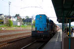 742 109 von CD Cargo mit einen Gterzug bei der Durchfahrt im Bahnhof Sokolov am 9.4.24