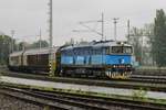 Regen und ein Lokalguterzug mit 753 761 waren present in Ostrava hl.n.