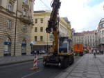 (198'868) - DPP Praha - AOO 01-73 - Liebherr am 20.