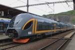 Regiojet 665 001 verlasst am 27 Mai 2025 Usti nad Labem als Rychlyk nach CHeb ber Chomutov.