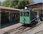 Nachdem das Berner Tram Ce 2/2 N� 52 mit dem ersten Zug von Blonay nach Chaulin die Saison 2026 er�ffnet hat, pausierte das Tram in Chaulin und beim Fotografieren entdeckte ich was is all die Jahre nicht beachtet hatte: Das Stationsschild von Chaulin ...