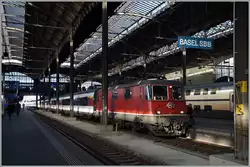 Die Re 4/4 11141 in Basel.