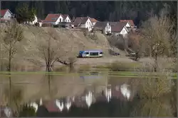 X 73755 bei der Einfahrt nach Morteau.