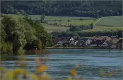 Nicht trivial für den Fotografen, während der Coronakrise Fotos im jeweiligen Nachbarland zu schiessen, aber auch nicht völlig unmöglich.
