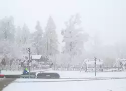Die Kleineisenbahn auf dem Gurten: Ausfahrt bei eisigen Temperaturen.