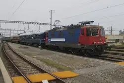 SSG 421 374 verlasst mit der Leersonderzug anch geneve Yverdon-les-Bains am 31.Dezember 2024.