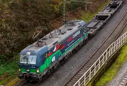 Die noch an die TXL - TX Logistik AG (Troisdorf) vermietete Siemens Vectron AC 193 203 (91 80 6193 203-7 D-ELOC) „HIDDEN CHAMPION“ (englisch für heimliche Gewinner oder unbekannte