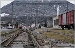 Ein herrlicher Kontrast bietet der im Vordergrund rechts noch im 