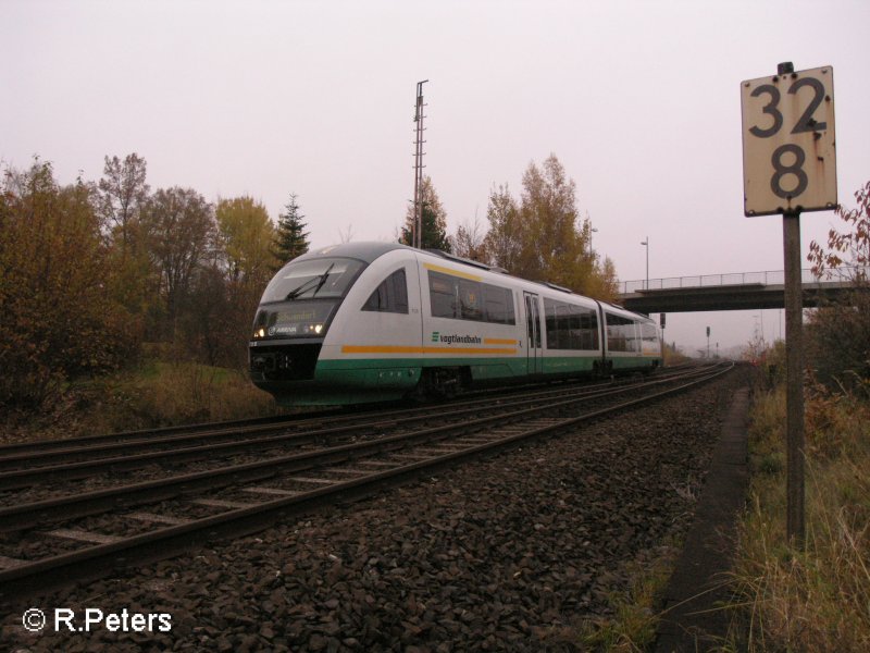 VT21 verlsst Wiesau(Oberpfalz) in Richtung Schwandorf. 02.11.07